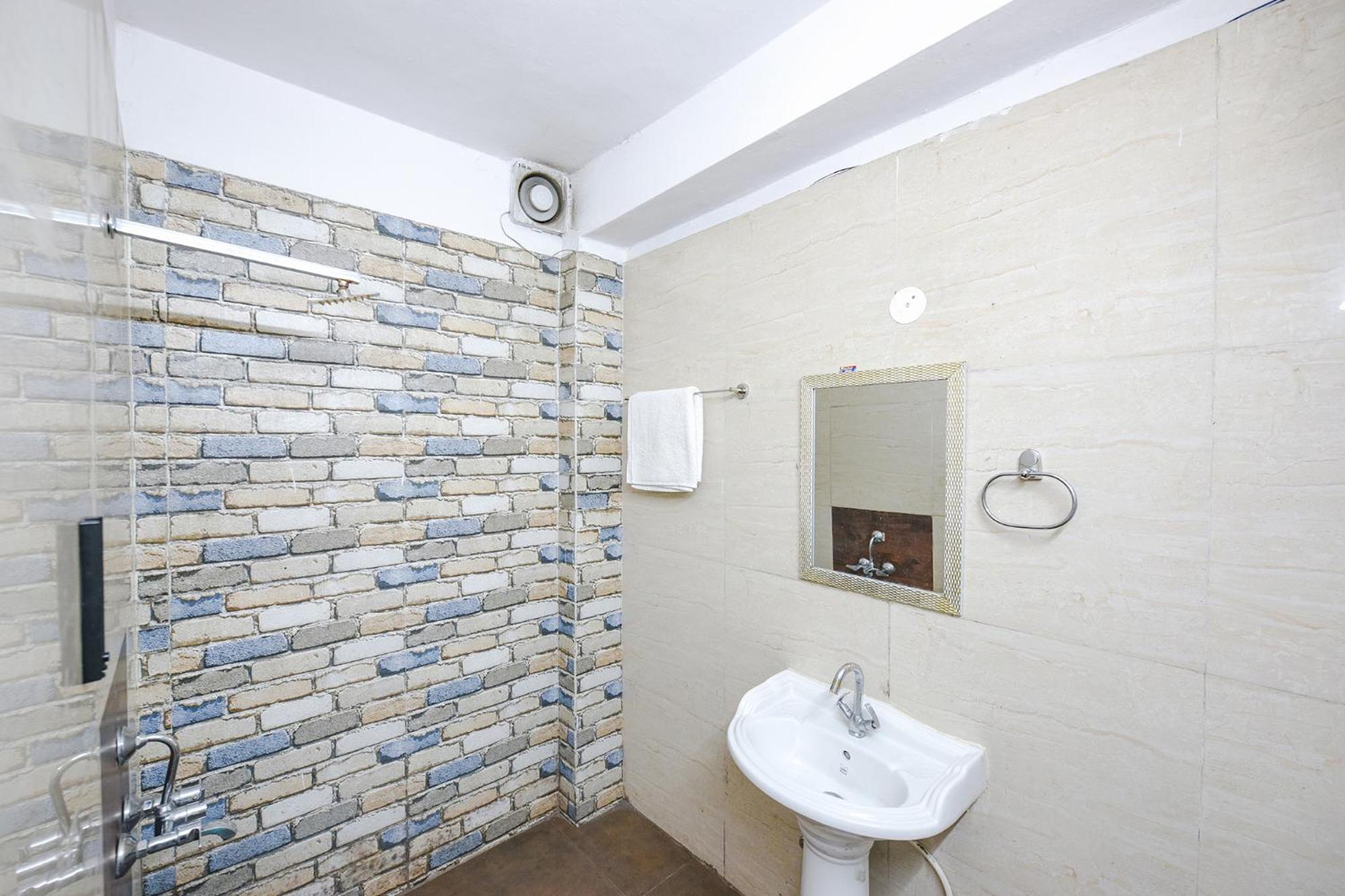 Dharampur  Fabhotel Kgf מראה חיצוני תמונה